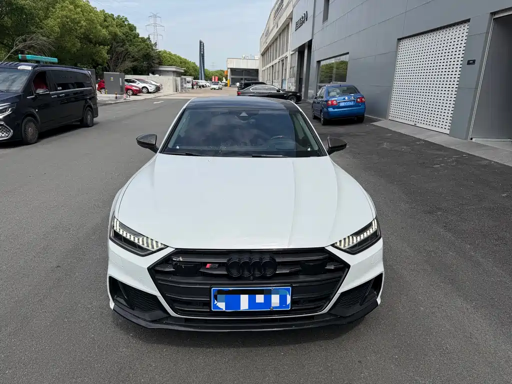 Audi A7 2021 — фото 2
