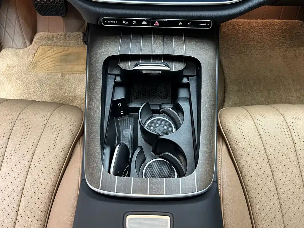 Mercedes-Benz E-Class New Energy 2025 — фото 18
