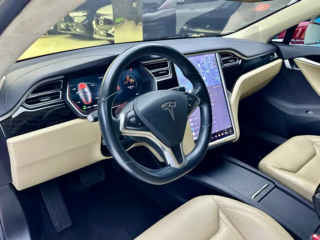 Tesla Model S 2016 — фото 8