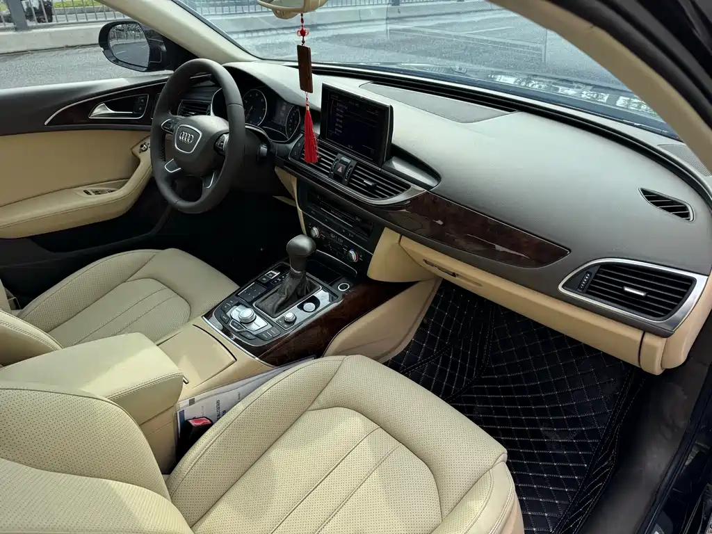 Audi A6L 2014 — фото 10