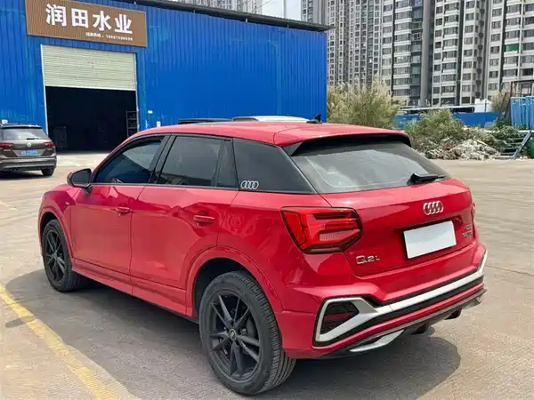 Audi Q2L 2022
