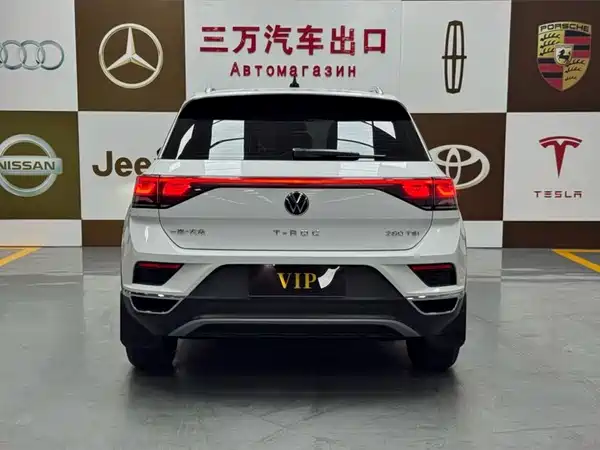 Volkswagen T-Roc 2023