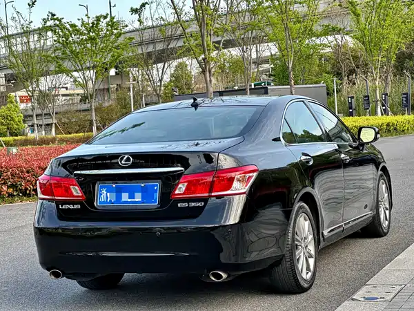 Lexus ES 2010