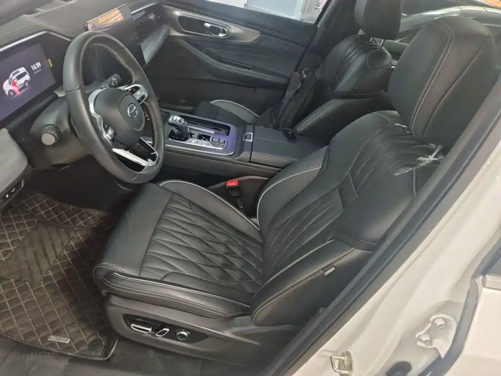 GAC Motor Trumpchi GS8 2023 — фото 15