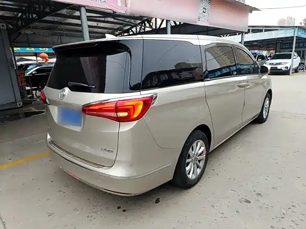 Buick GL8 2018