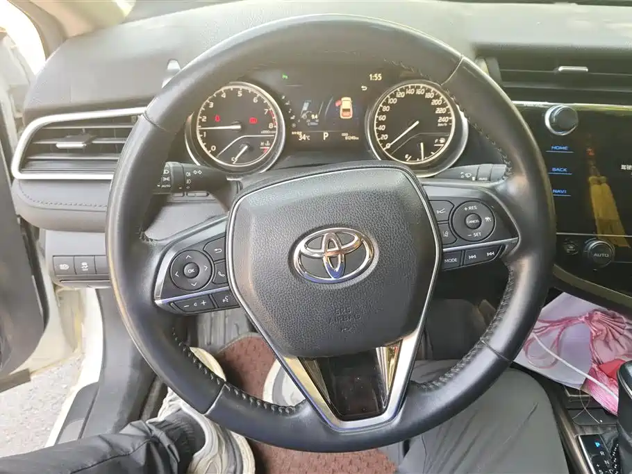 Toyota Camry 2020 — фото 13