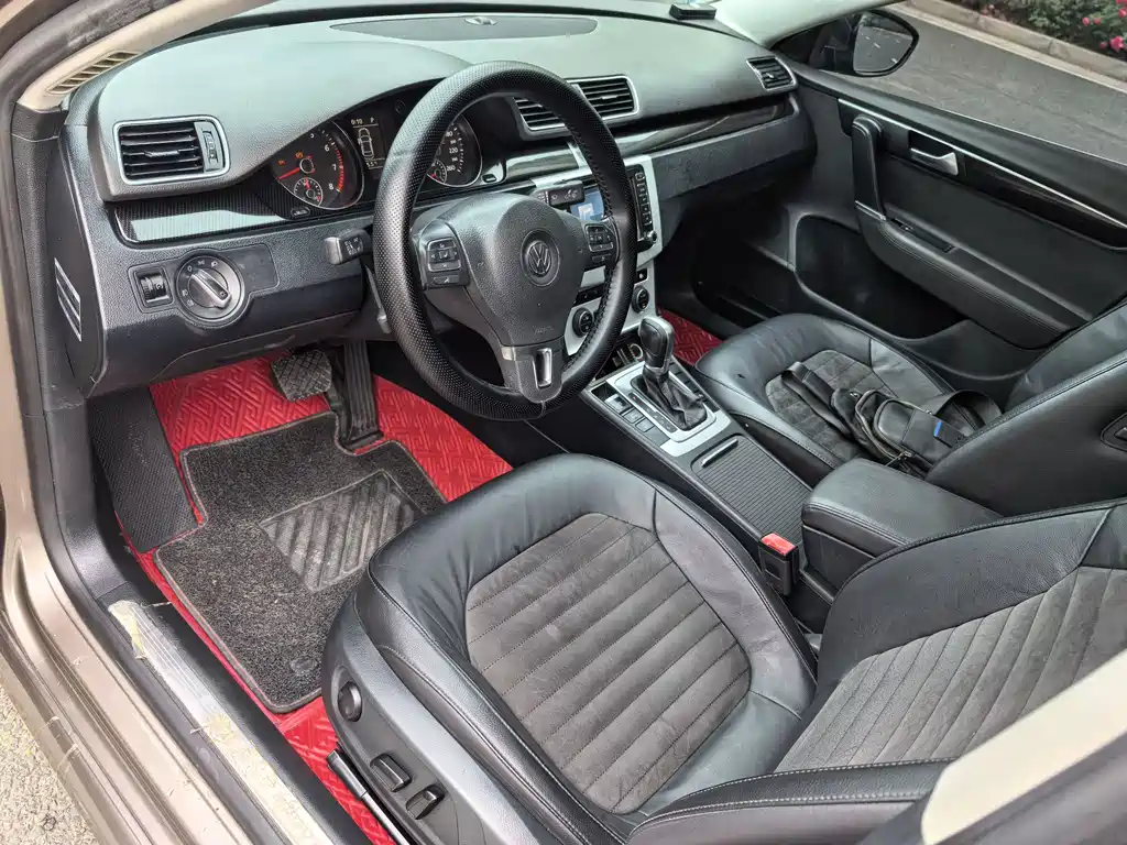Volkswagen Magotan 2014