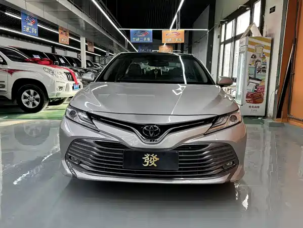 Toyota Camry 2019