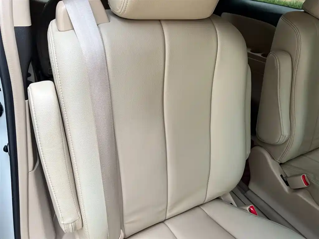 Toyota Previa 2018 — фото 19
