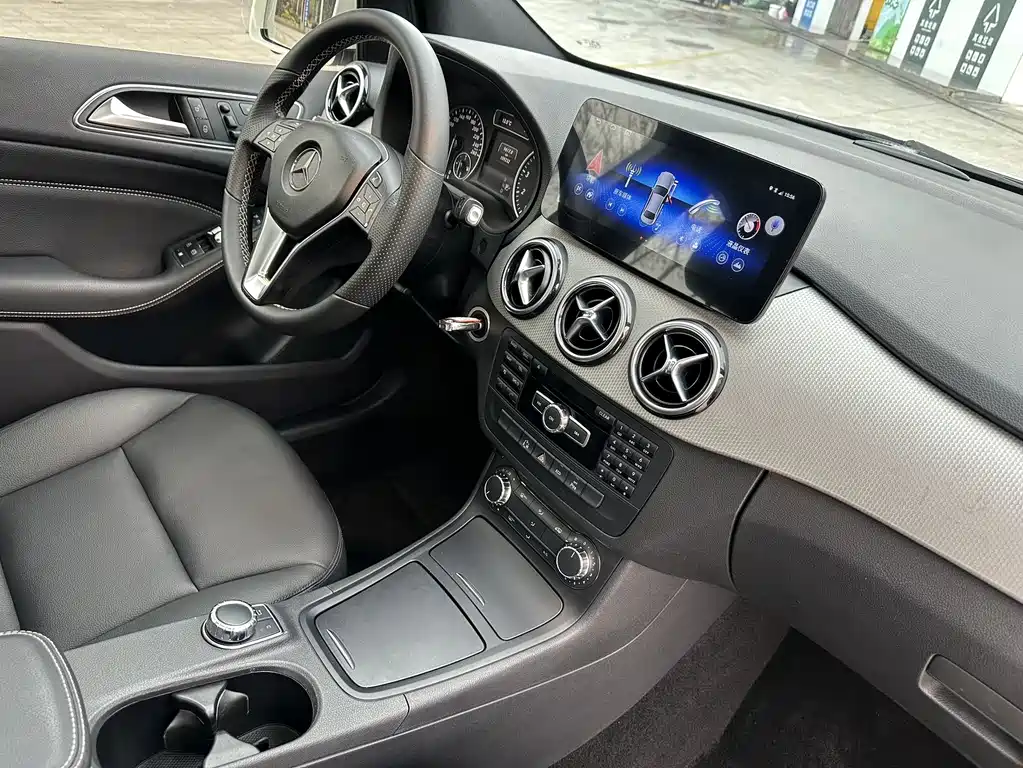 Mercedes-Benz B-Class 2014 — фото 12