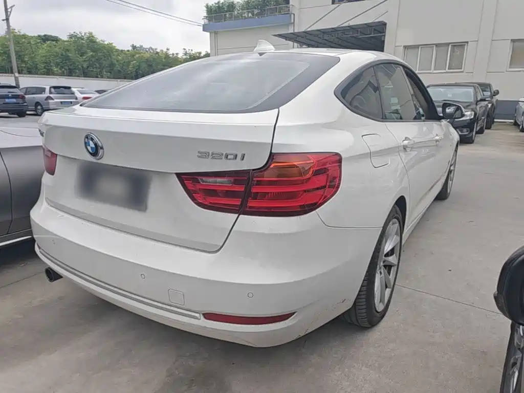 BMW 3 Series GT 2014 — фото 7