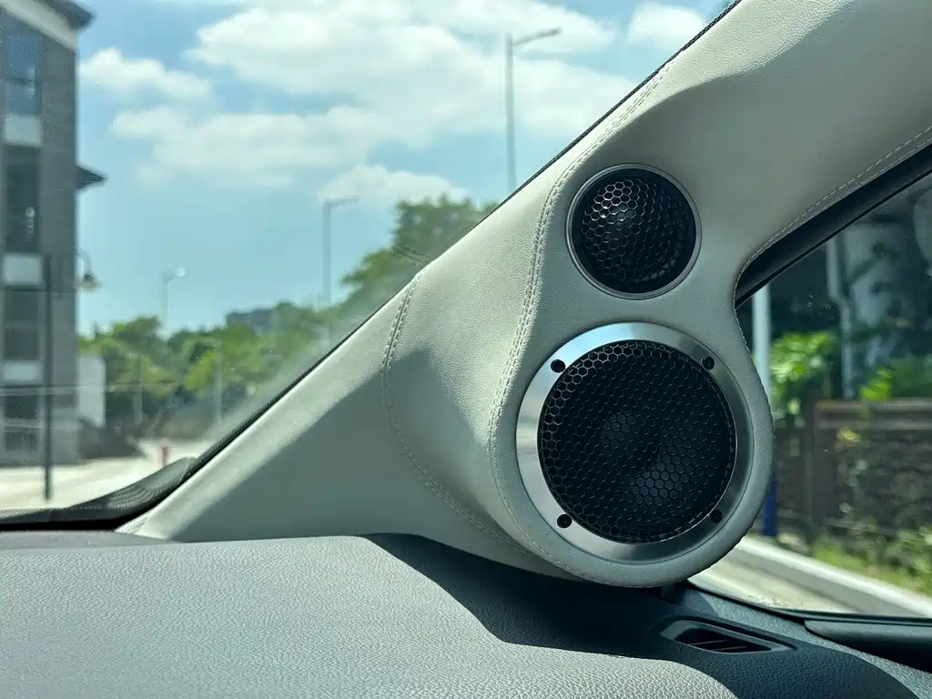 Honda Jade 2016 — фото 23