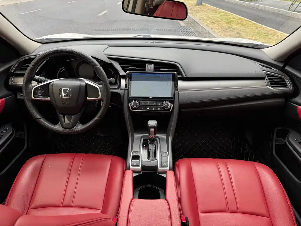 Honda Civic 2019 — фото 7