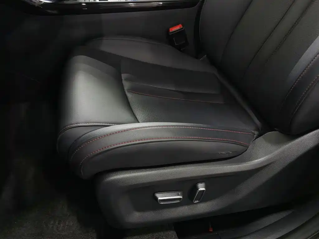 GAC Motor Trumpchi GS4 2020 — фото 20
