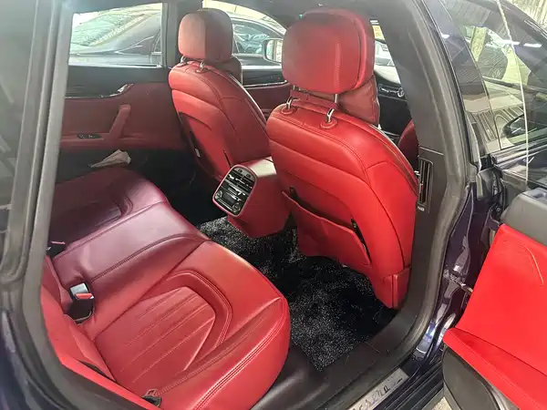 Maserati Quattroporte 2014