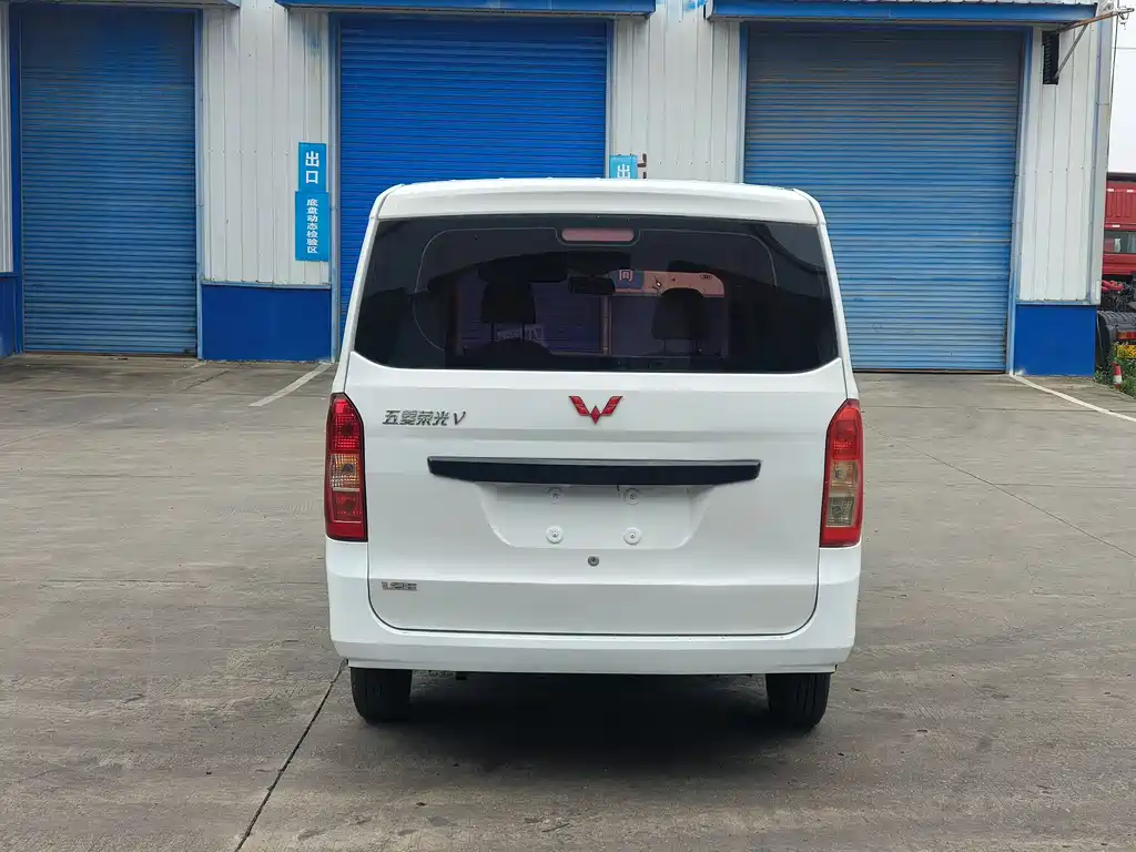 Wuling Rongguang V 2018 — фото 5