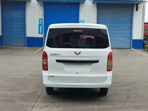 Wuling Rongguang V 2018