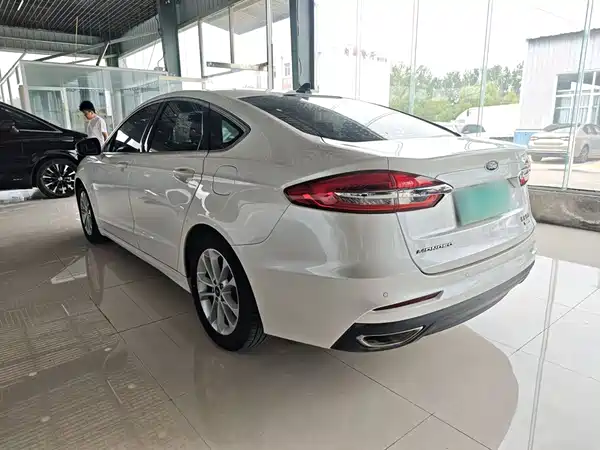 Ford Mondeo 2021