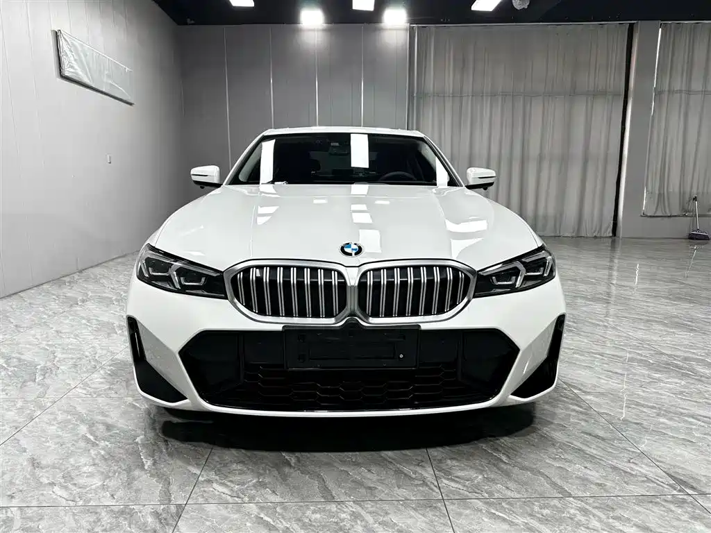 BMW 3 Series 2023
