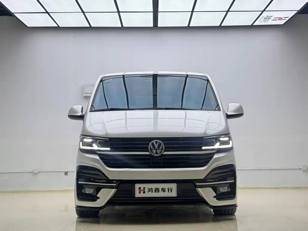 Volkswagen Multivan 2018 — фото 2