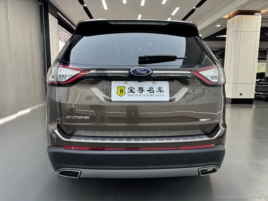 Ford Edge 2016 — фото 6