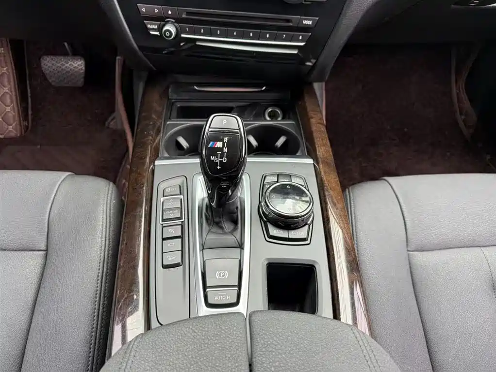 BMW X5 2015 — фото 17
