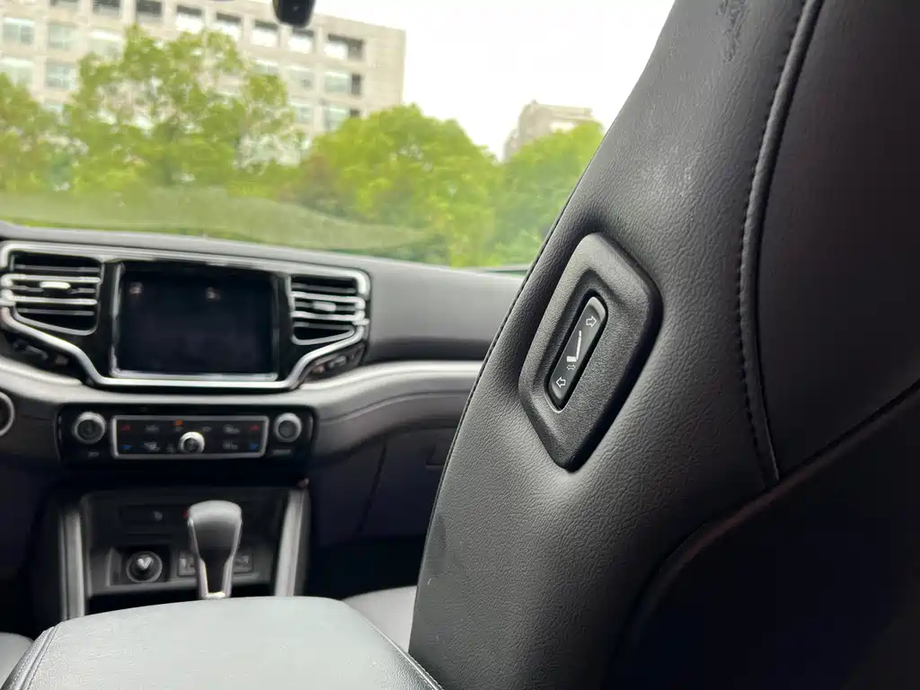 Jeep Grand Commander 2020 — фото 16