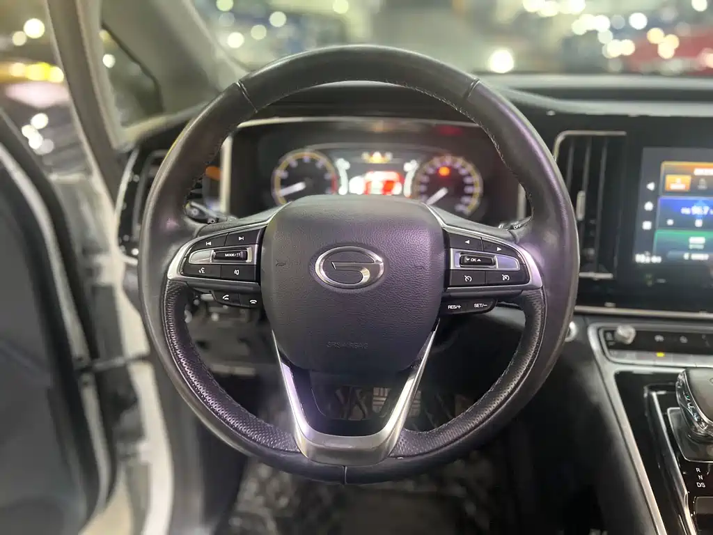 GAC Motor Trumpchi M8 2022 — фото 13