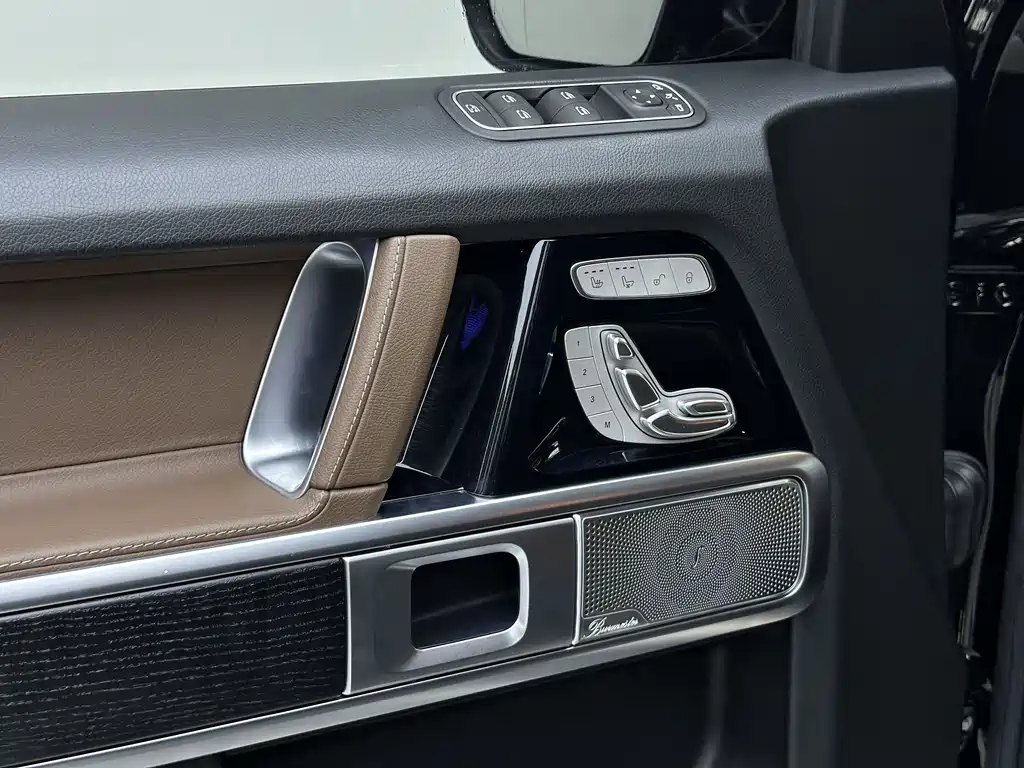 Mercedes-Benz G-Class 2021 — фото 11