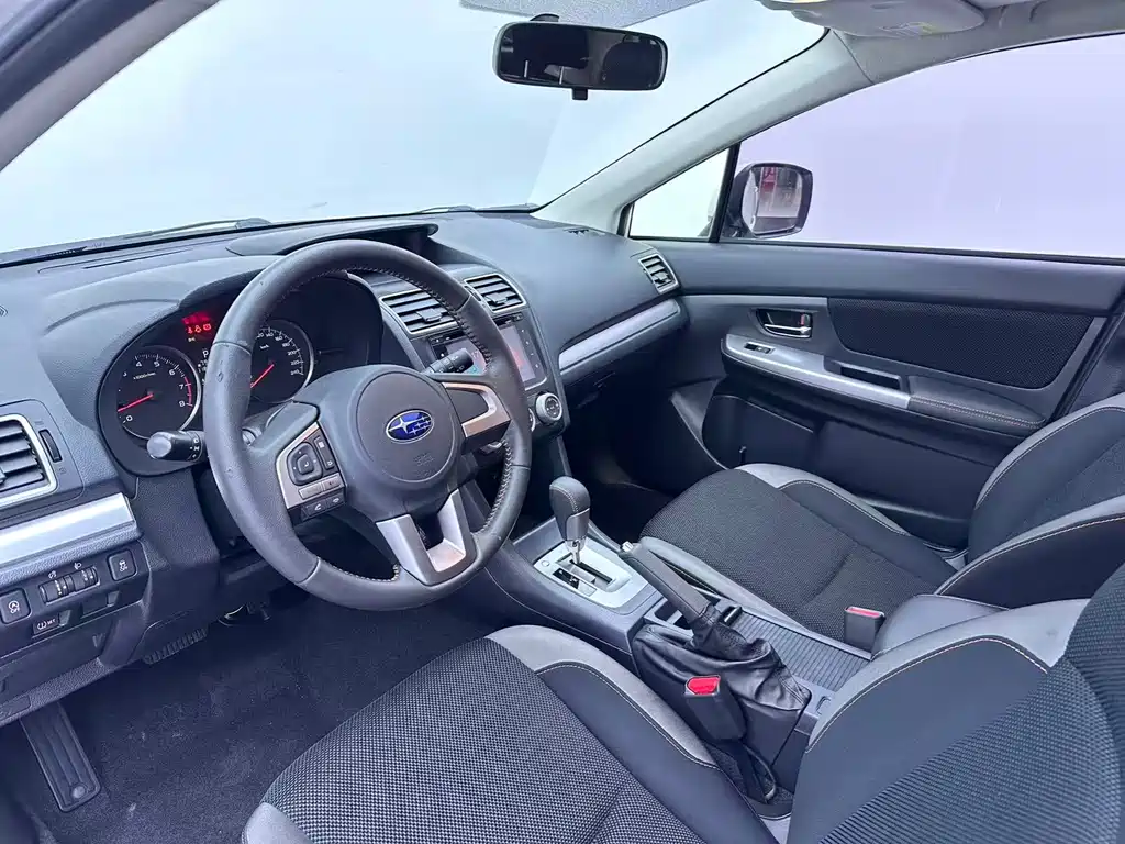 Subaru XV 2017 — фото 4
