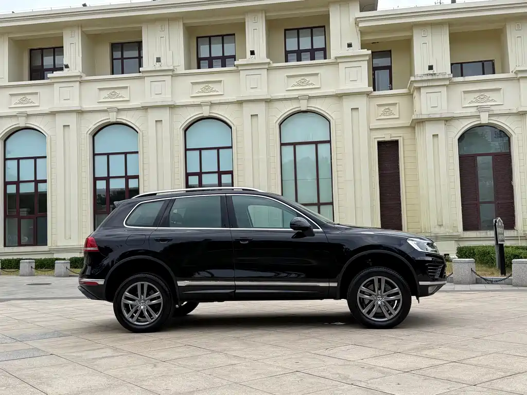 Volkswagen Touareg 2016 — фото 4