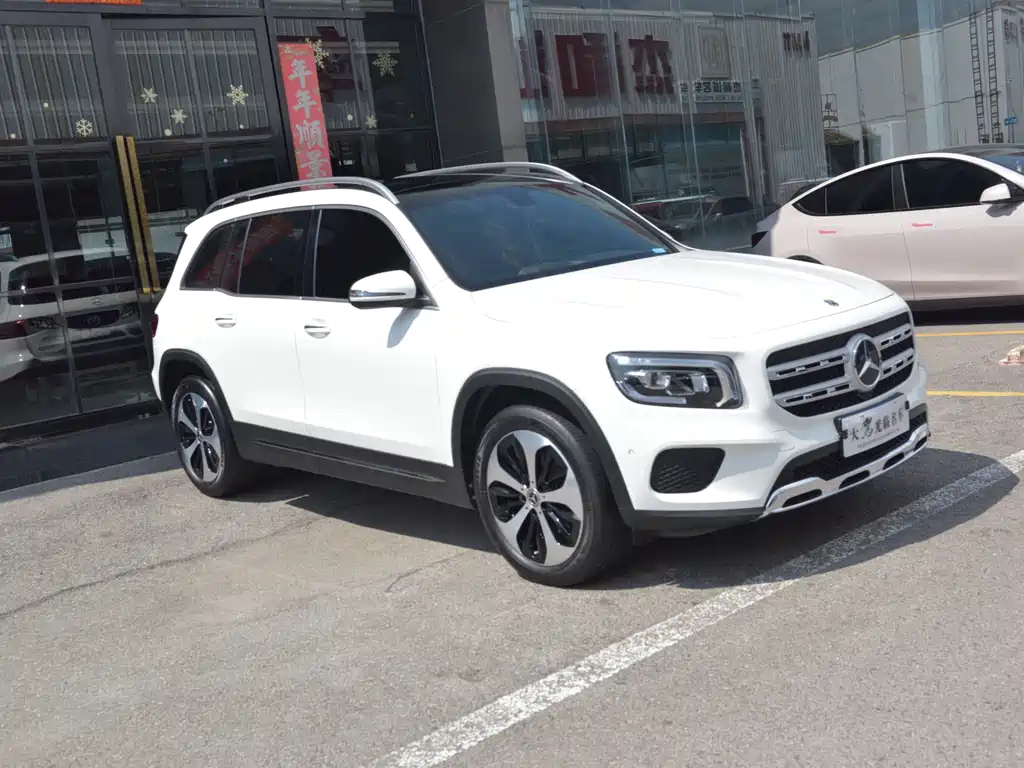 Mercedes-Benz GLB 2022 — фото 3