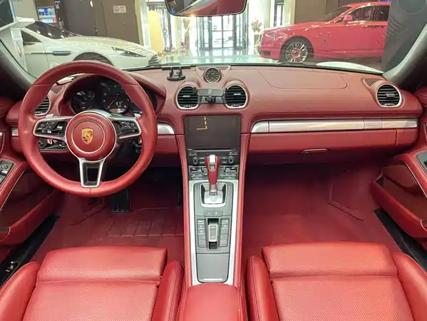 Porsche 718 2017
