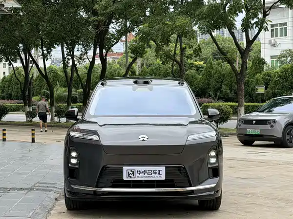 NIO ES8 2026