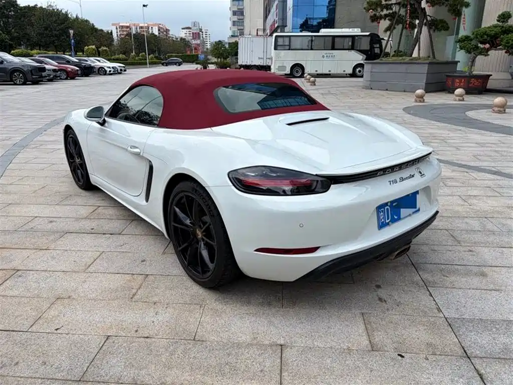 Porsche 718 2021 — фото 8