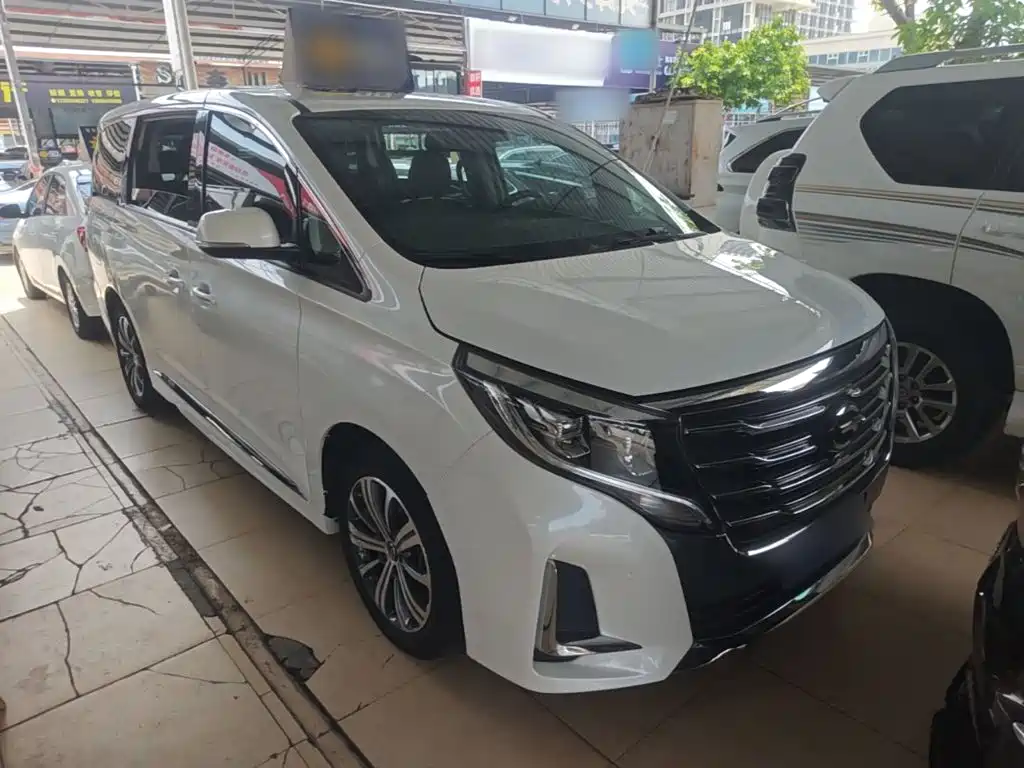 GAC Motor Trumpchi M8 2020 — фото 4