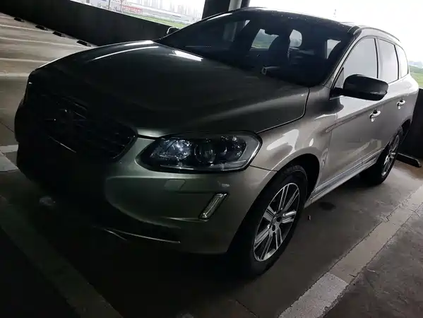 Volvo XC60 2016