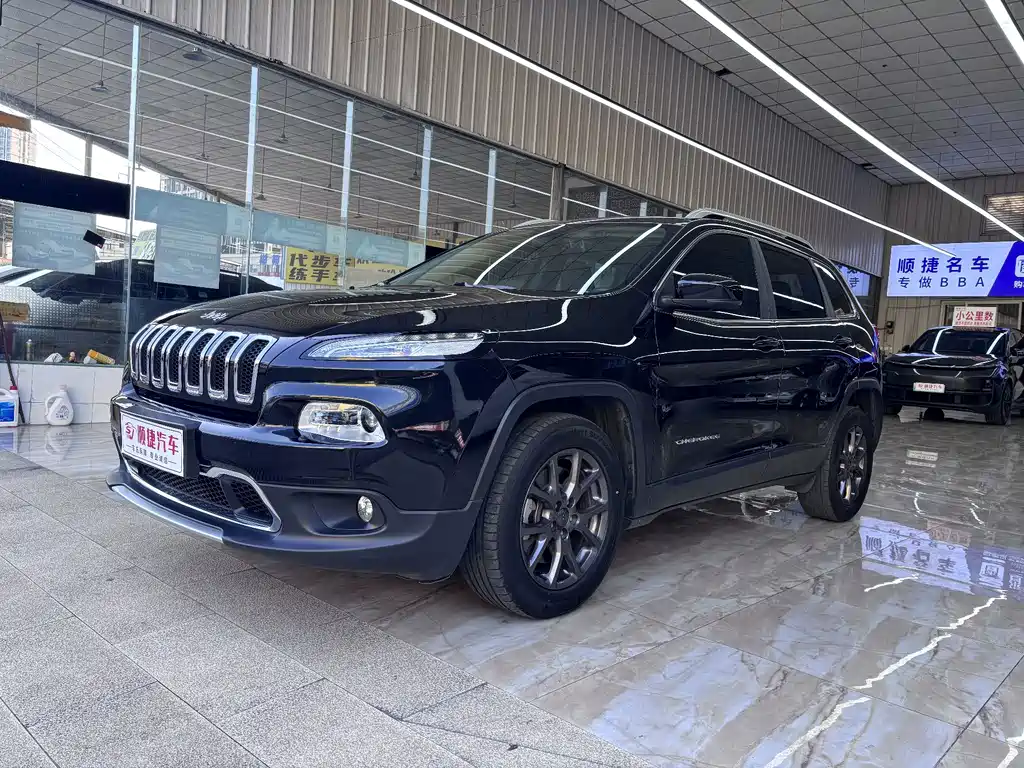 Jeep Cherokee 2021 — фото 1