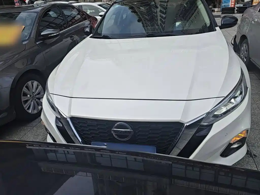 Nissan Teana 2022