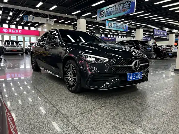Mercedes-Benz C-Class 2025