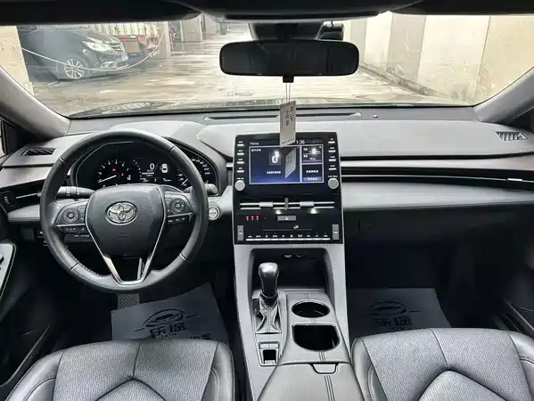 Toyota Avalon 2021