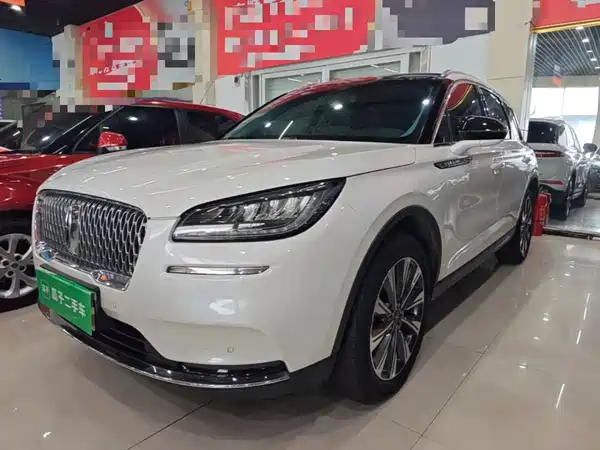 Lincoln Corsair 2021
