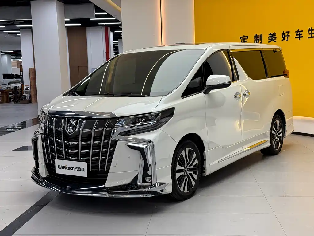 Toyota Alphard 2018 — фото 1