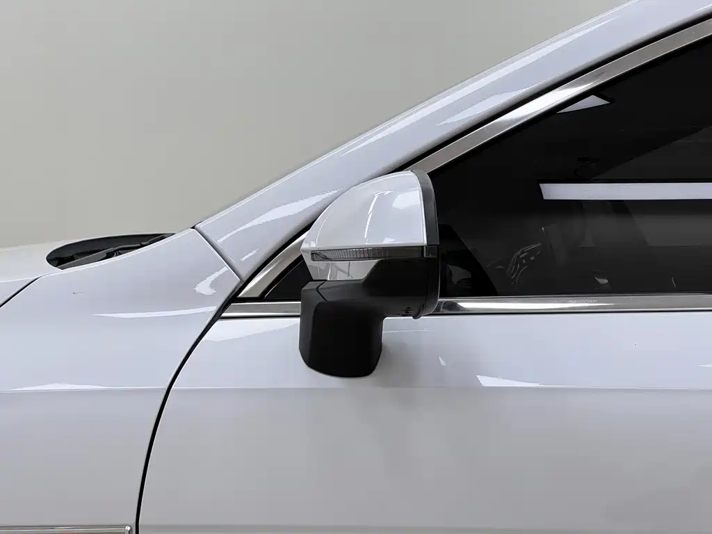 BYD Qin PLUS 2023 — фото 10