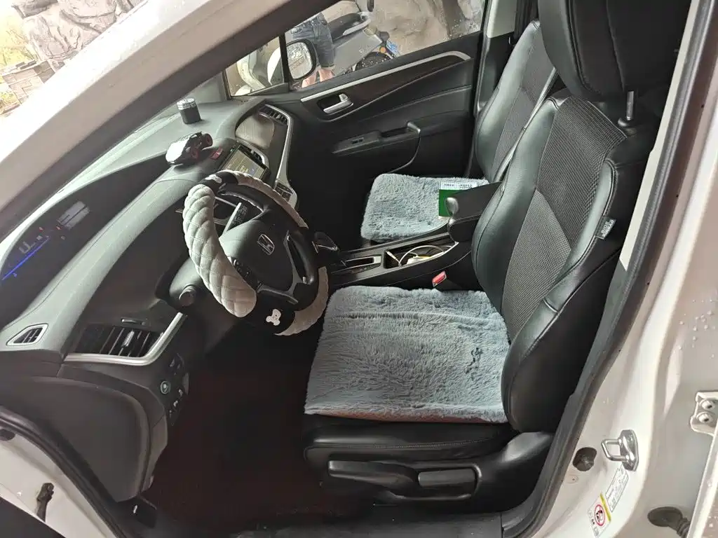 Honda Jade 2015 — фото 8
