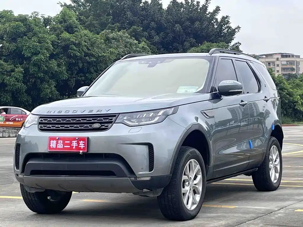 Land Rover Discovery 2018 — фото 1