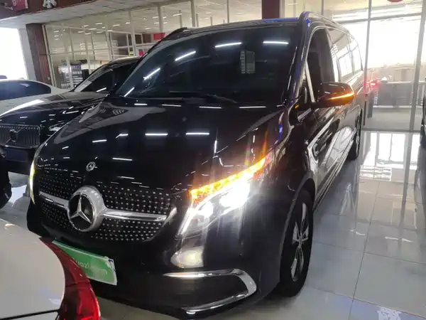 Mercedes-Benz V-Class 2023