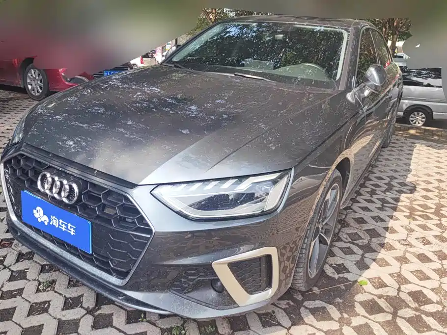 Audi A4L 2021