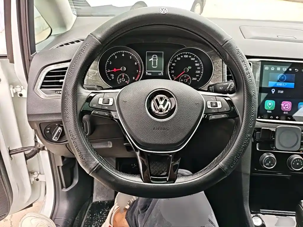 Volkswagen Golf Jialu 2016 — фото 11