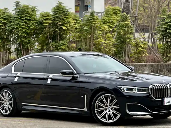 BMW 7 Series 2021